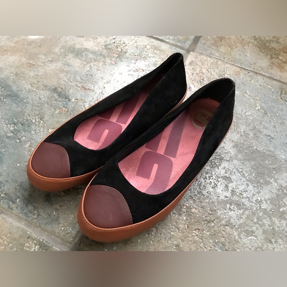 Fitflop black suede ballet flats with a brown faux leather platform EU 37 (US 7)